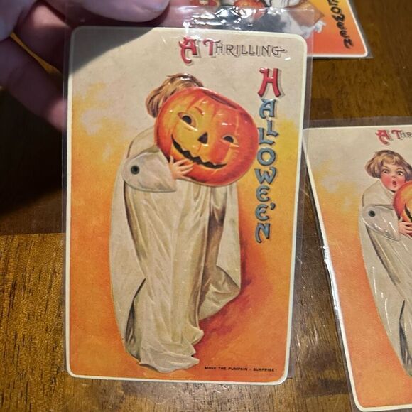 Vtg Repo Moving Action Halloween Postcards Cats & Pumpkin Girl Embossed lot of 3 - Picture 2 of 11